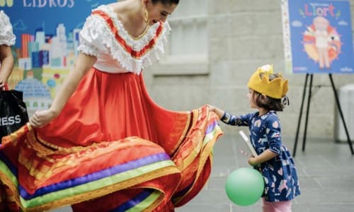 Fotos y Recuerdos: Hispanic Heritage Month Festival thumbnail