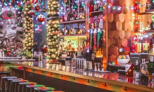 Sippin' Santa at Shore Leave thumbnail