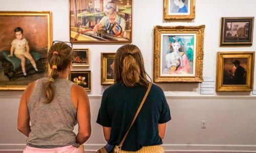 Community Day at National Museum of Women in the Arts thumbnail