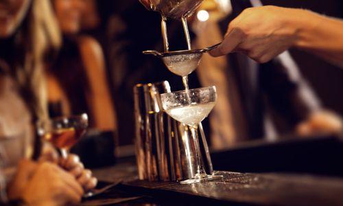 Valentine’s Cocktail Class thumbnail