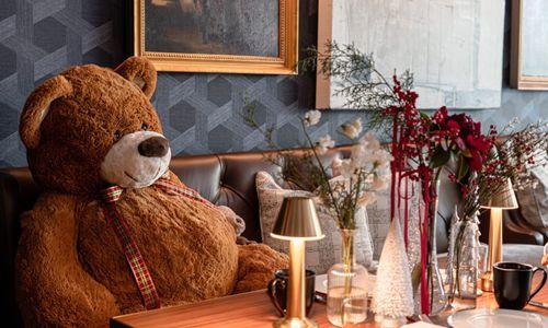 Teddy Bear Breakfast at Four Seasons Hotel Boston thumbnail