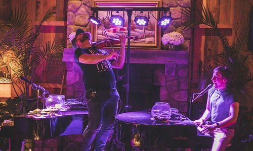 Dueling Pianos featuring Savage Pianos at The VERVE Hotel Boston Natick thumbnail