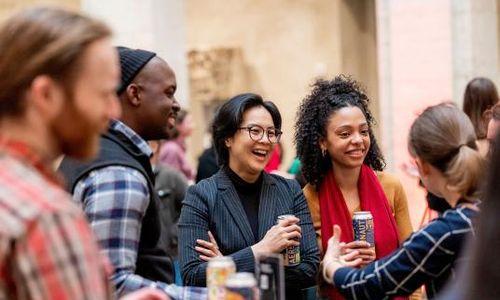 Harvard Art Museums at Night thumbnail
