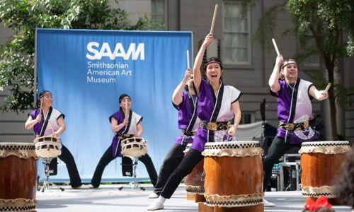 Smithsonian American Art Museum Portrait Gallery - Cherry Blossom Family Celebration thumbnail