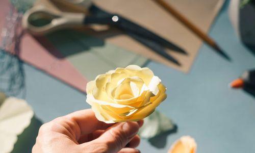 Field Trip: Paper flower making with The Lao Project thumbnail