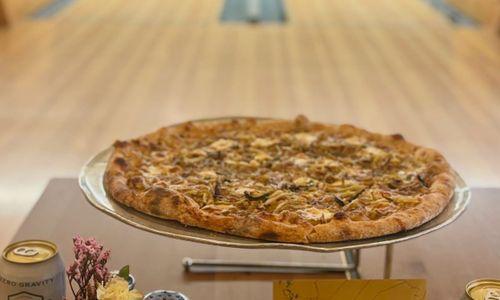 The Noah Kahan Pizza Special at American Flatbread Brighton thumbnail